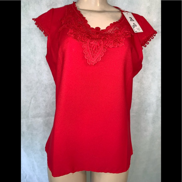 AZ Women’s Red Blouse - Picture 1 of 3